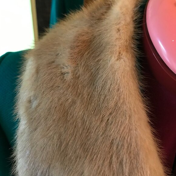 Vintage 1970's 100% wool emerald green coat - Picture 5 of 16